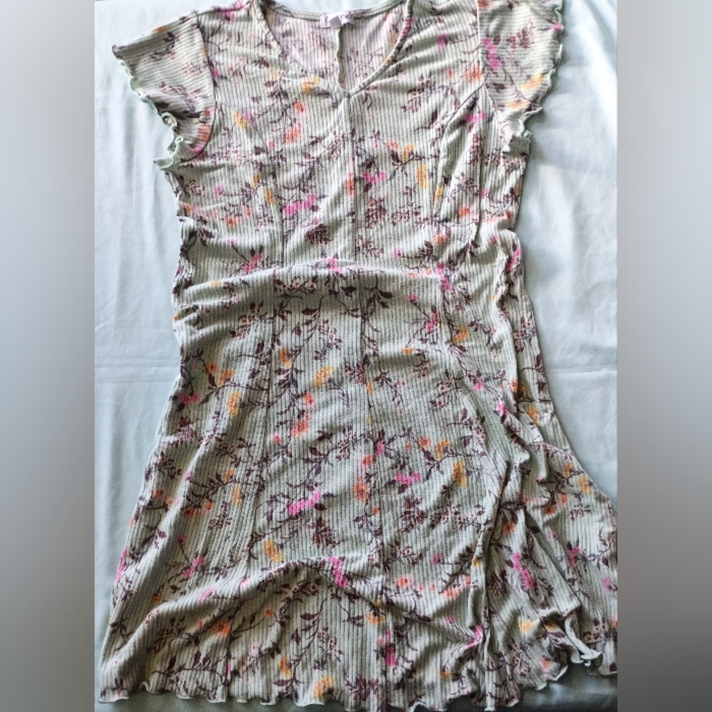‼️5 items for $8‼️love, Fire Floral Casual Dress - Green, Pink, Yellow, Brown